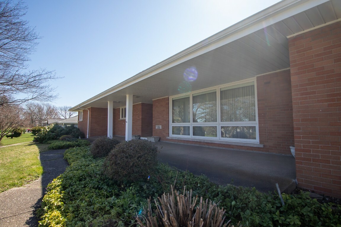 Property Photo: 2543 Golf Club Road PA 16509
