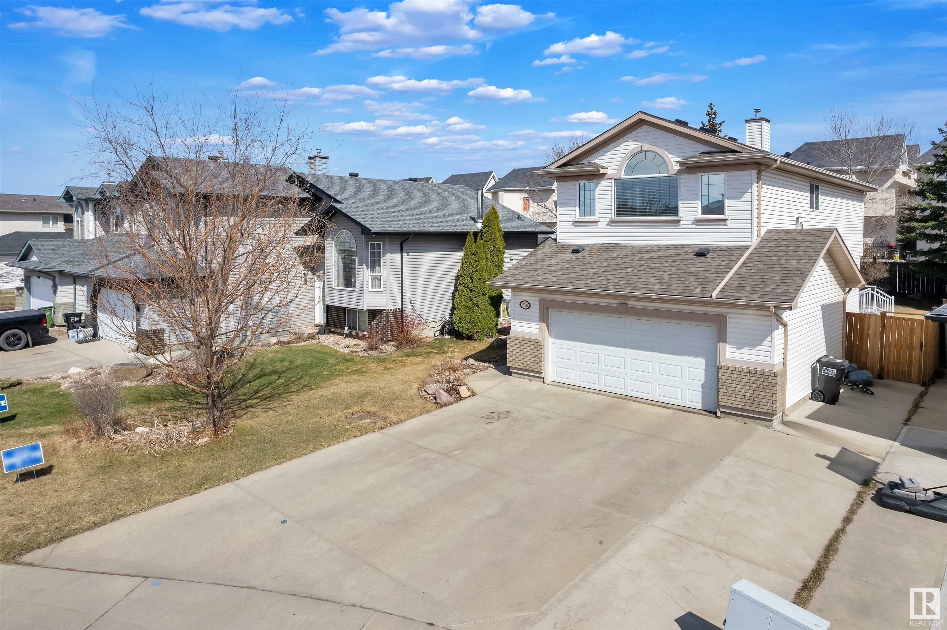 Property Photo: 16347 87 Street NW AB T5Z 3S2