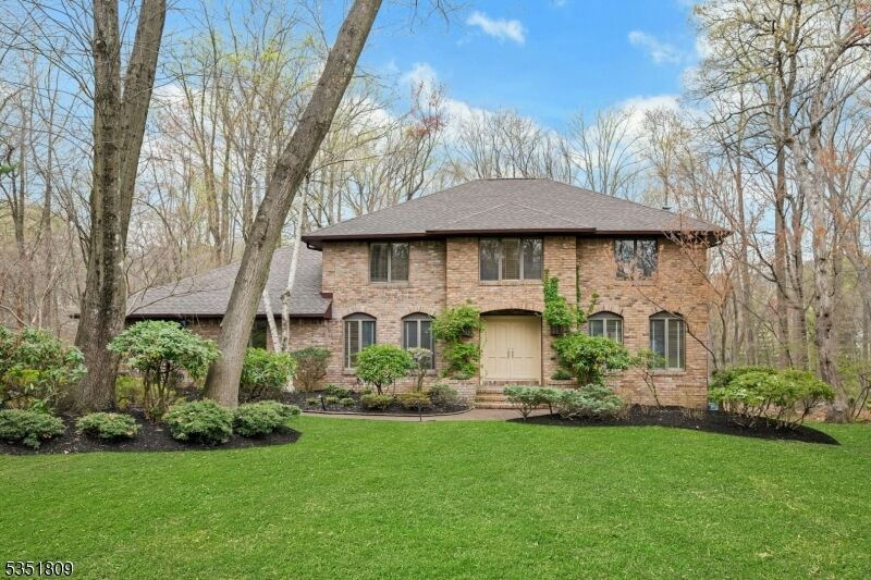 Property Photo:  10 Waterloo Drive  NJ 07950 