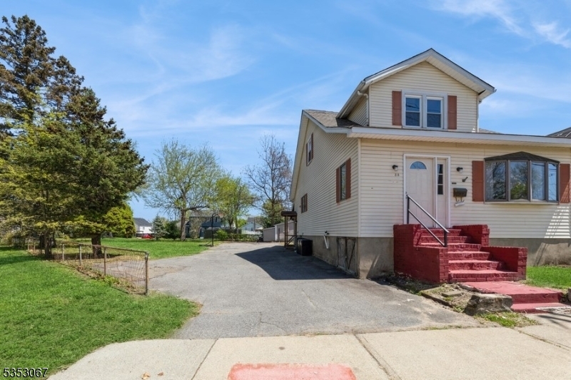 Property Photo: 58 Zeliff Ave NJ 07424
