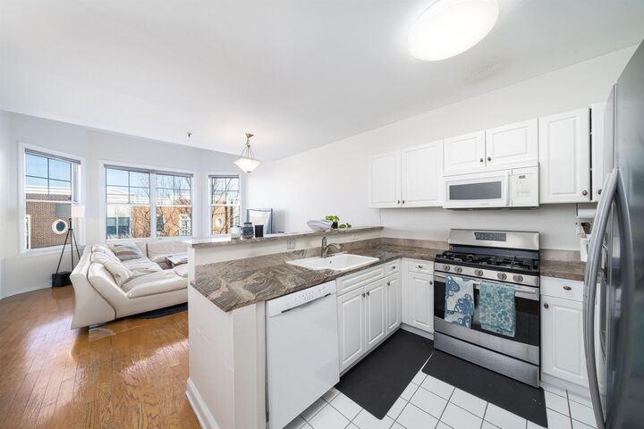 40 Constitution Way 306  Jc, Greenville NJ 07305 photo