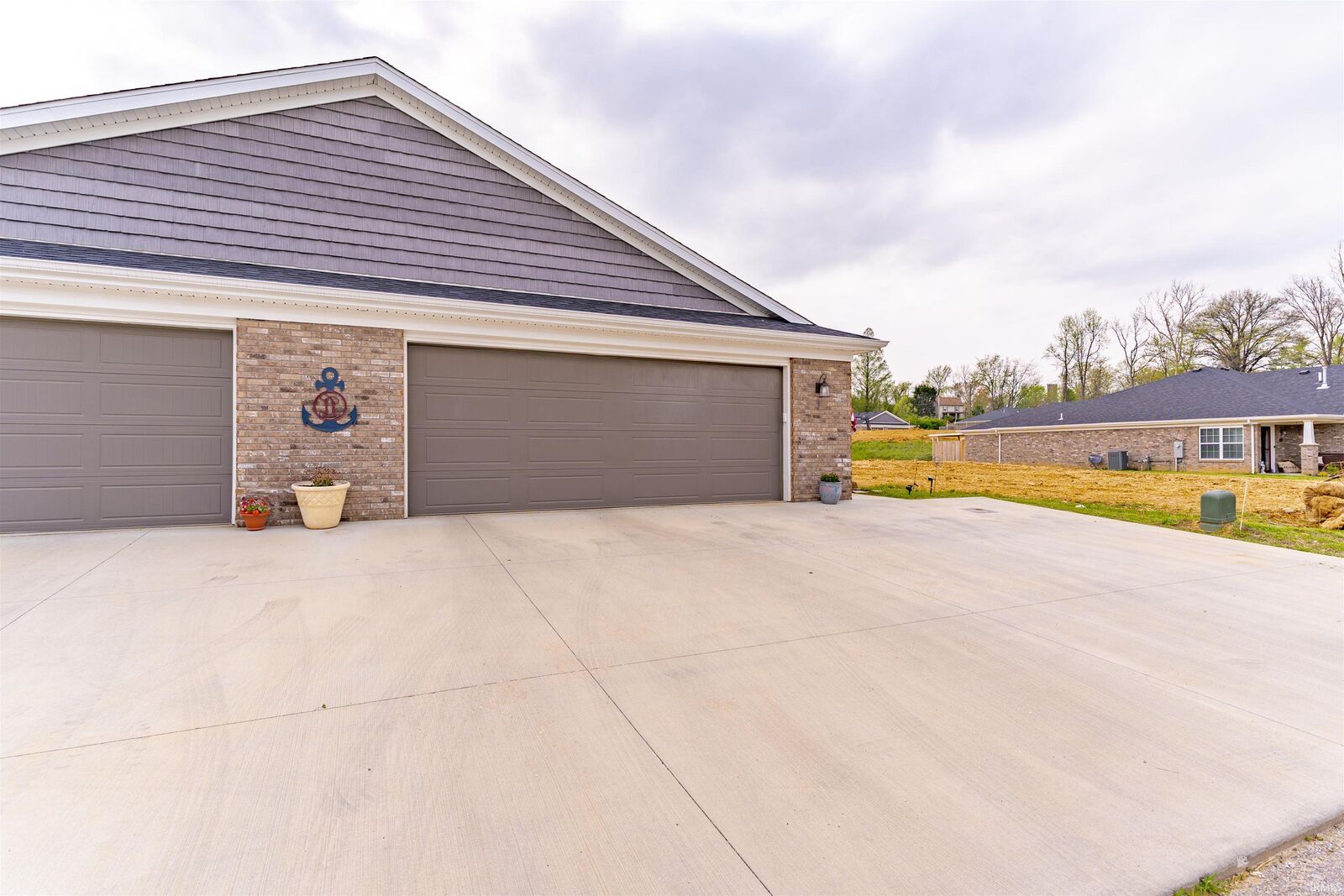 Property Photo: 5322 Dauby Drive B IN 47710