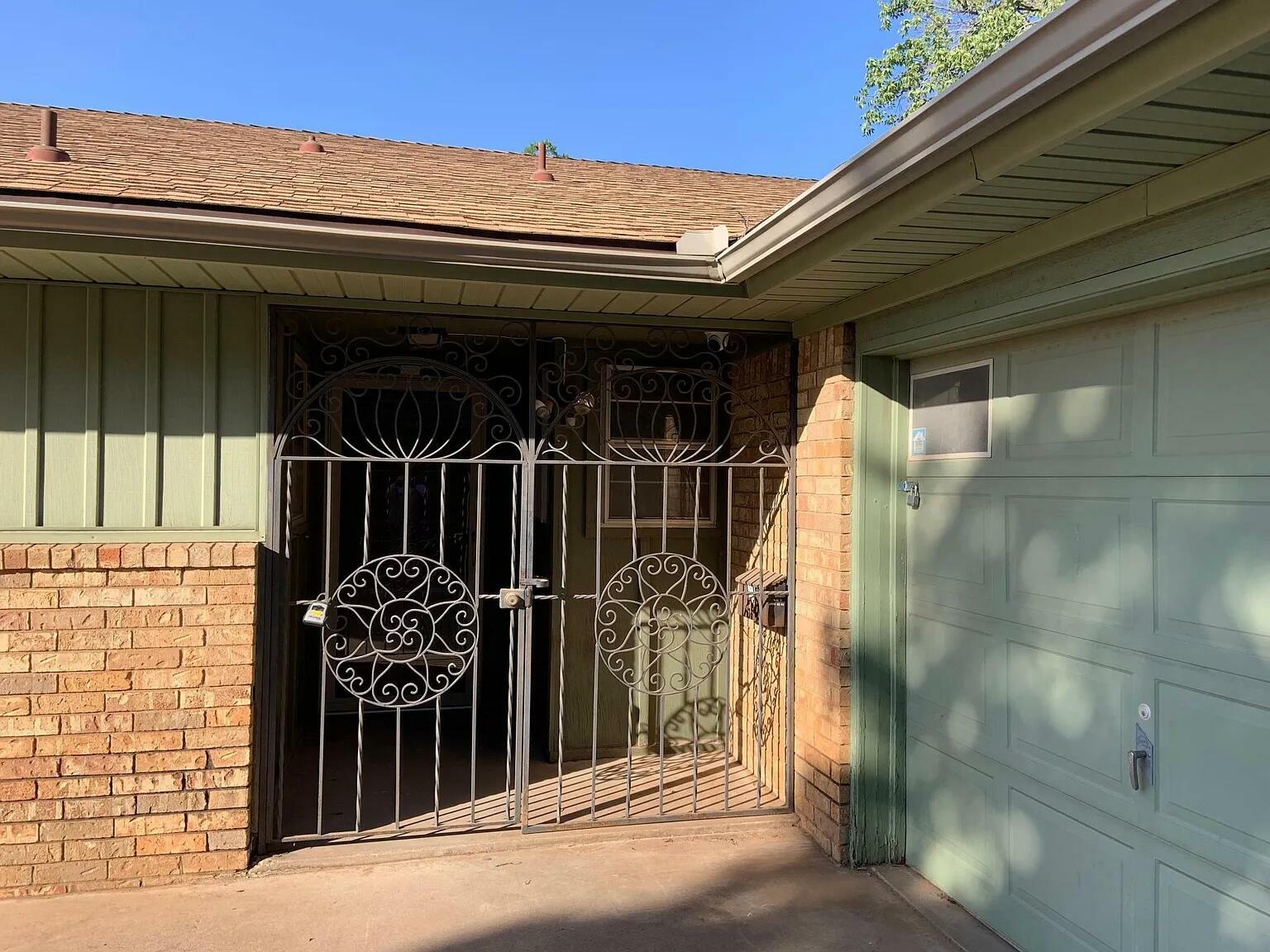 Property Photo: 4120 62nd Drive TX 79413