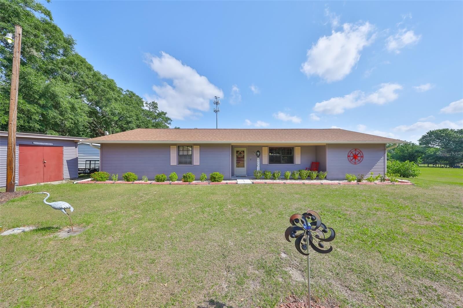 Property Photo:  13208 Sydney Road  FL 33527 