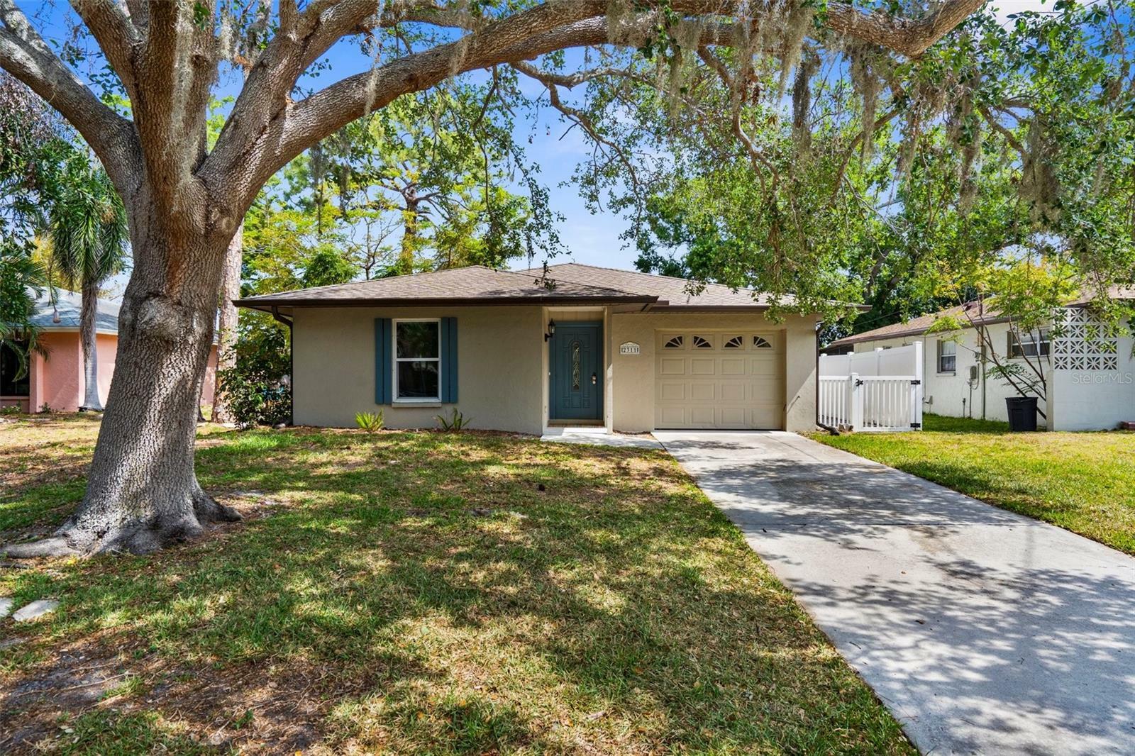 Property Photo:  2311 Eugene Street  FL 34231 