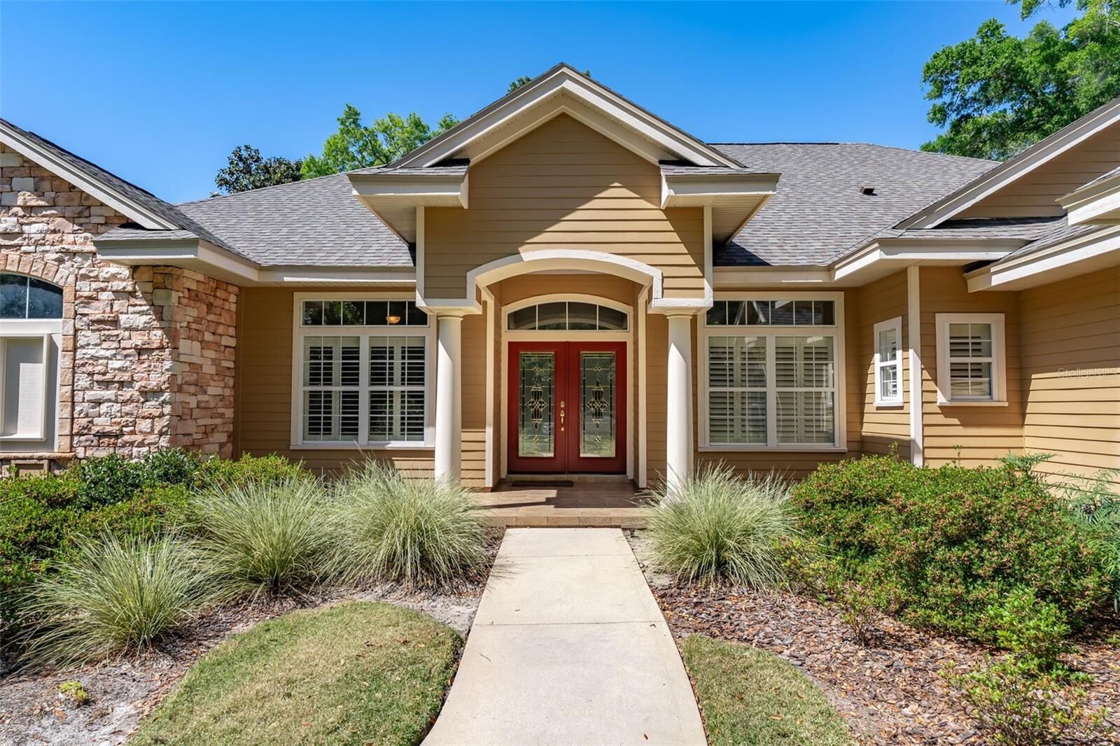 Property Photo:  10282 SW 25th Place  FL 32608 