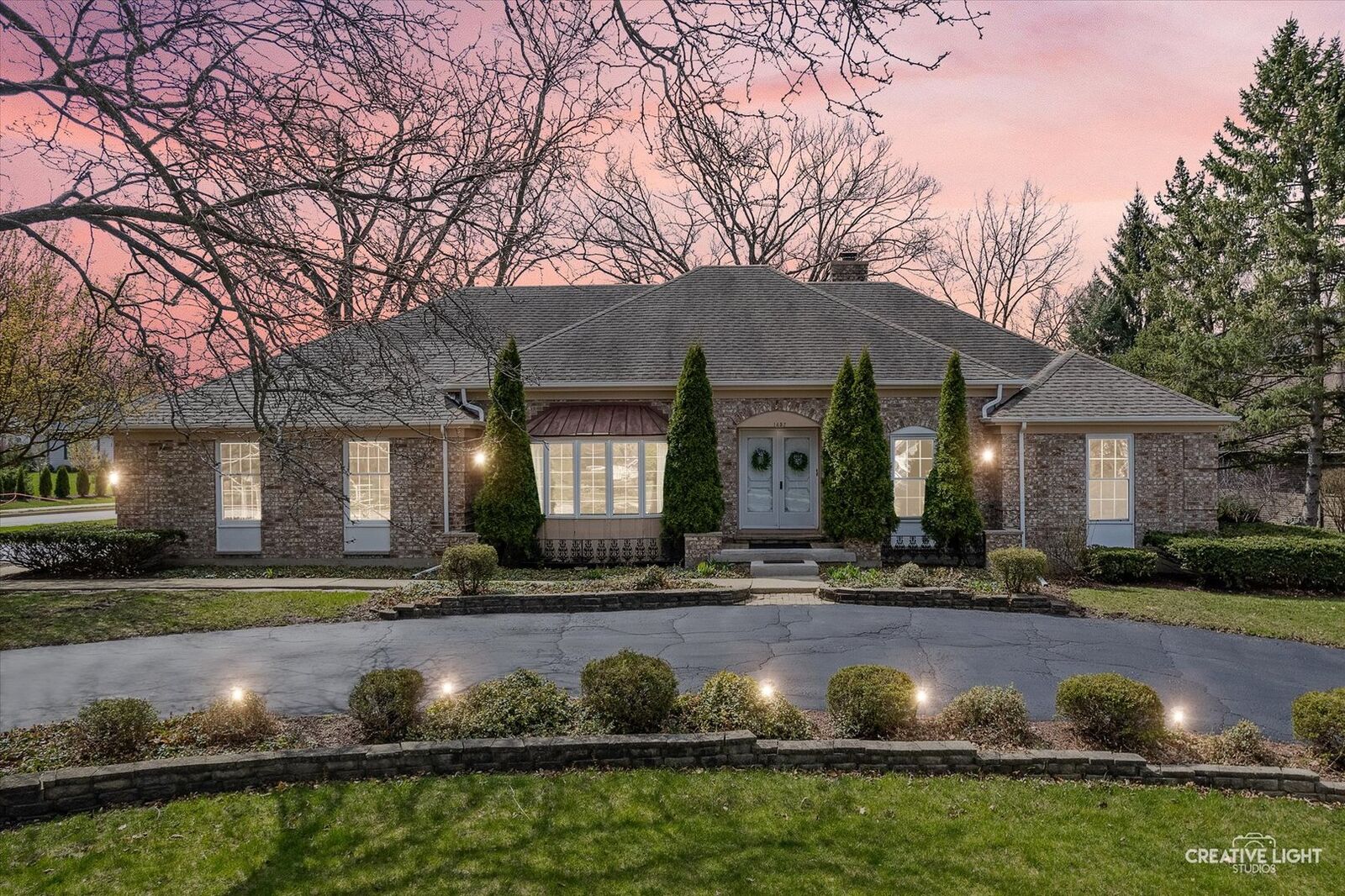 Property Photo: 1452 Country Squire Drive IL 60134
