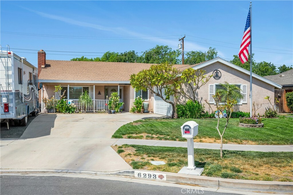 Property Photo: 6293 Arch Way CA 92506