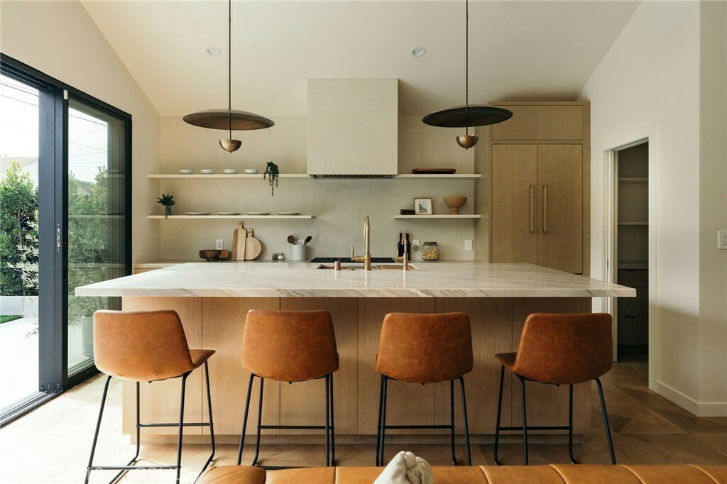 Property Photo: 6144 W 76th Street CA 90045