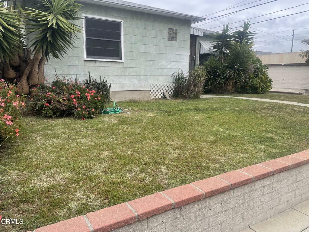11966 Freeman Avenue  Hawthorne CA 90250 photo