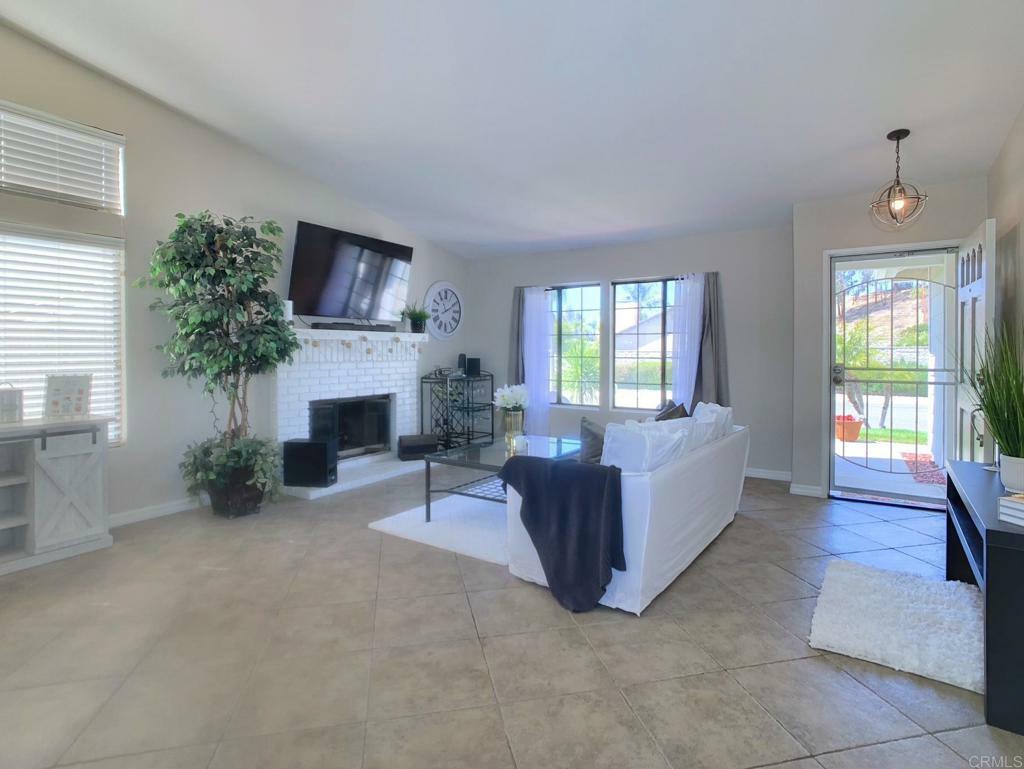 Property Photo: 41578 Yankee Run Ct CA 92591