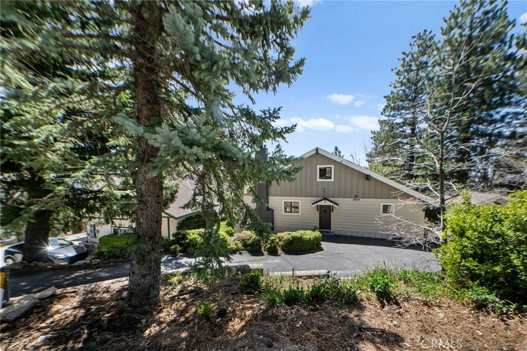 Property Photo: 26429 Apache Trail CA 92378
