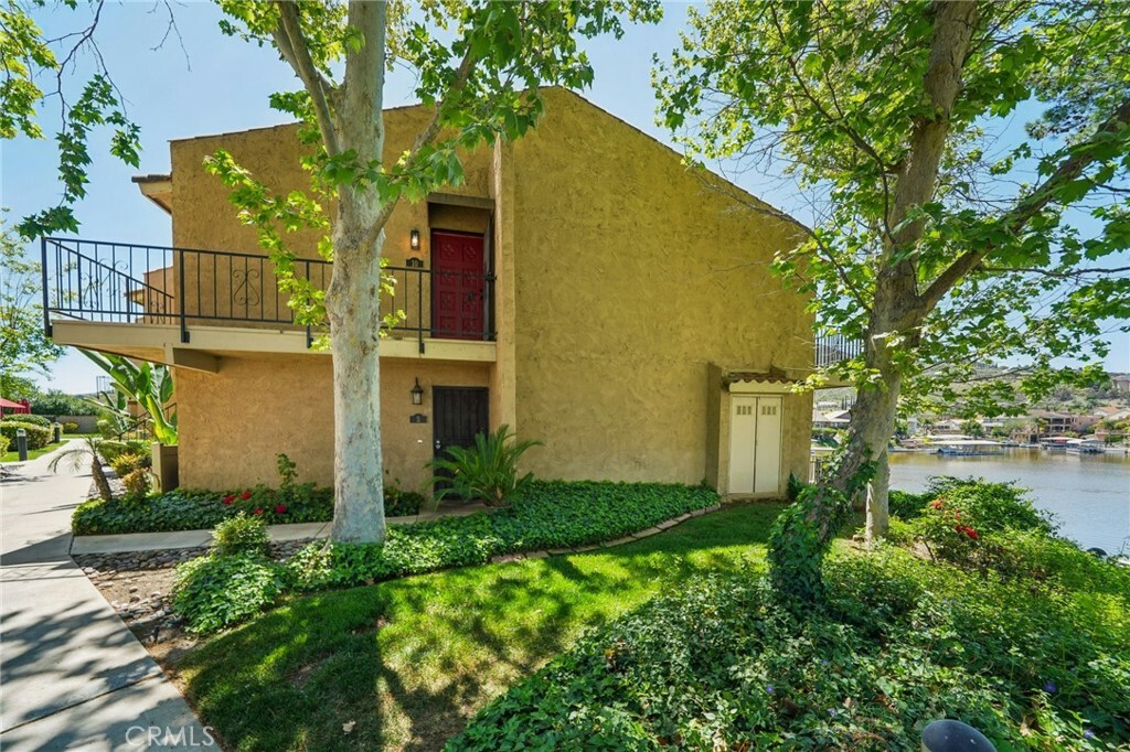 Property Photo: 24319 Canyon Lake Drive 10 CA 92587
