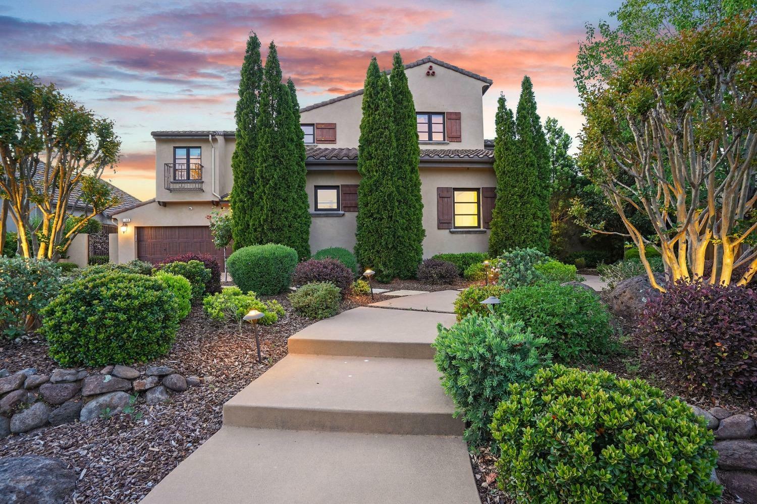 Property Photo: 1366 Pars Oak Lane CA 95608