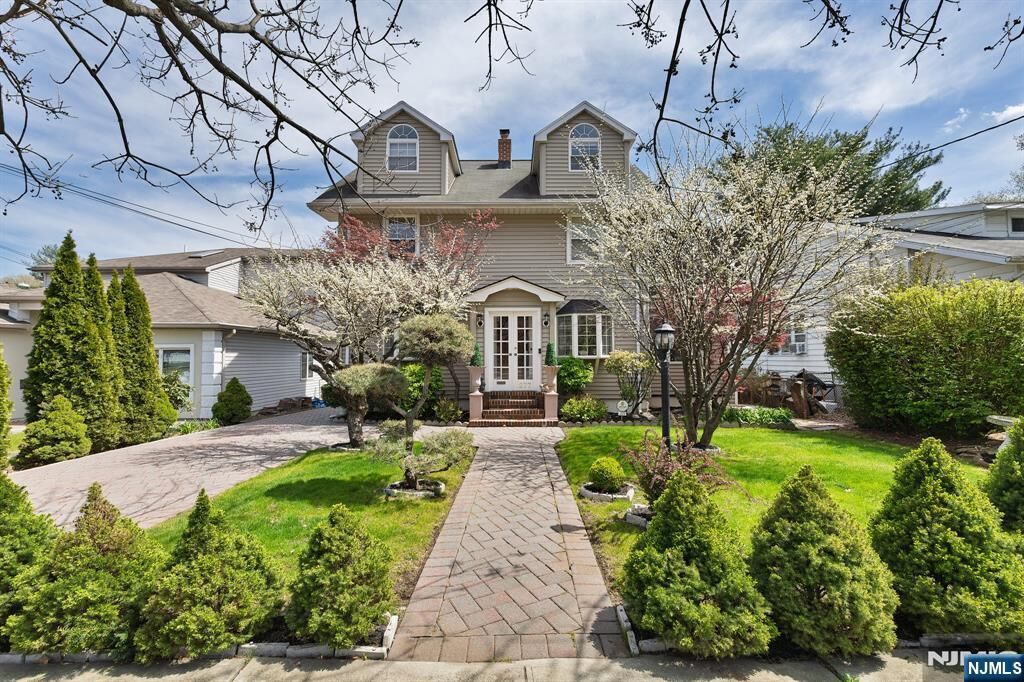 Property Photo:  277 Orient Way  NJ 07070 