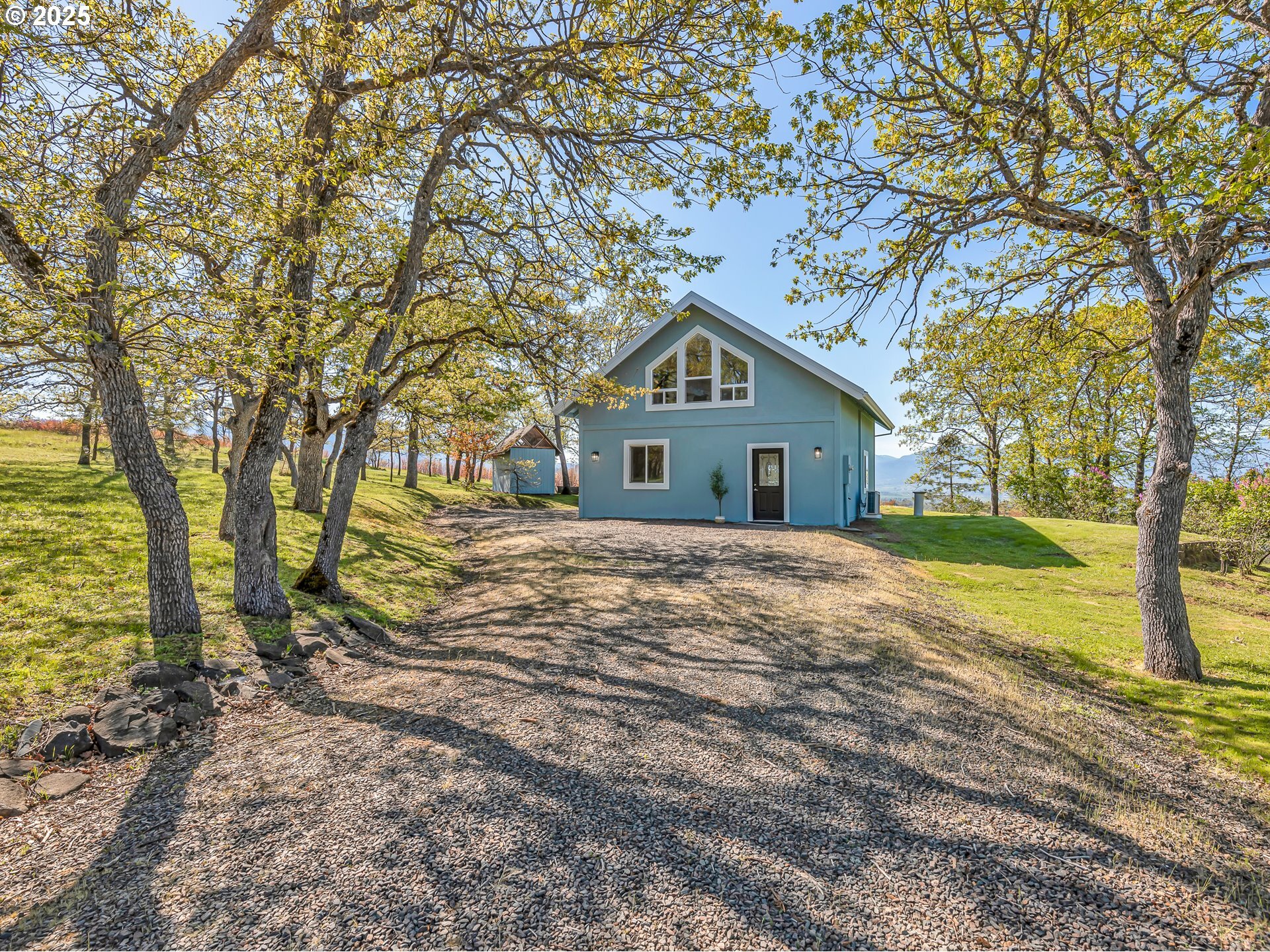 Property Photo:  1704 Panorama Dr  OR 97504 