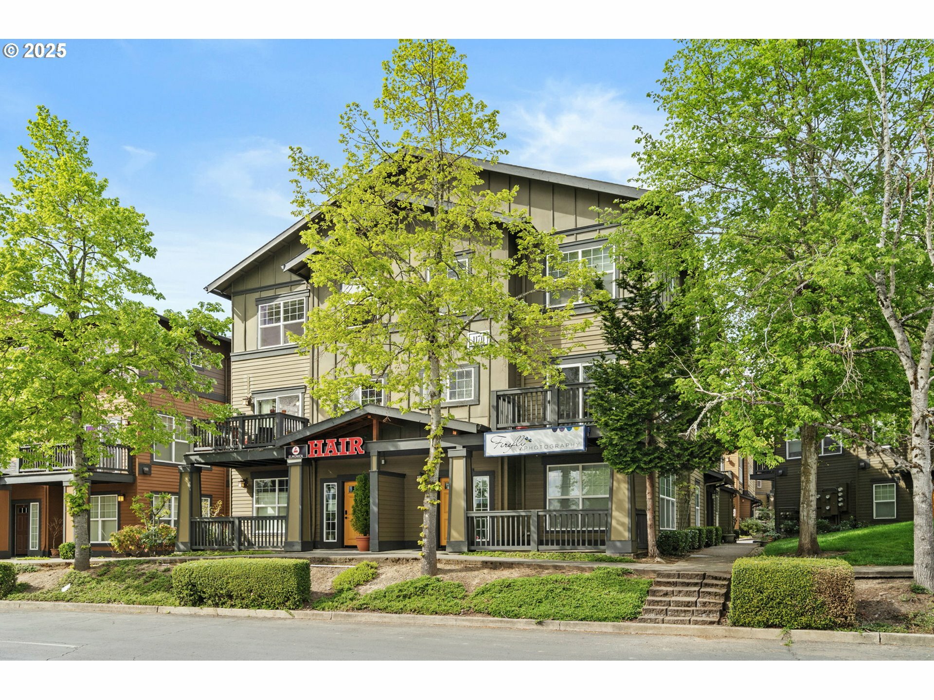 Property Photo: 1170 SW 170th Ave 201 OR 97003
