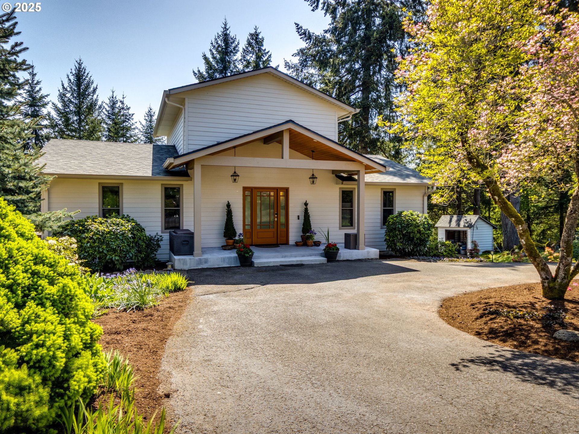 Property Photo: 12720 S Carus Rd OR 97045