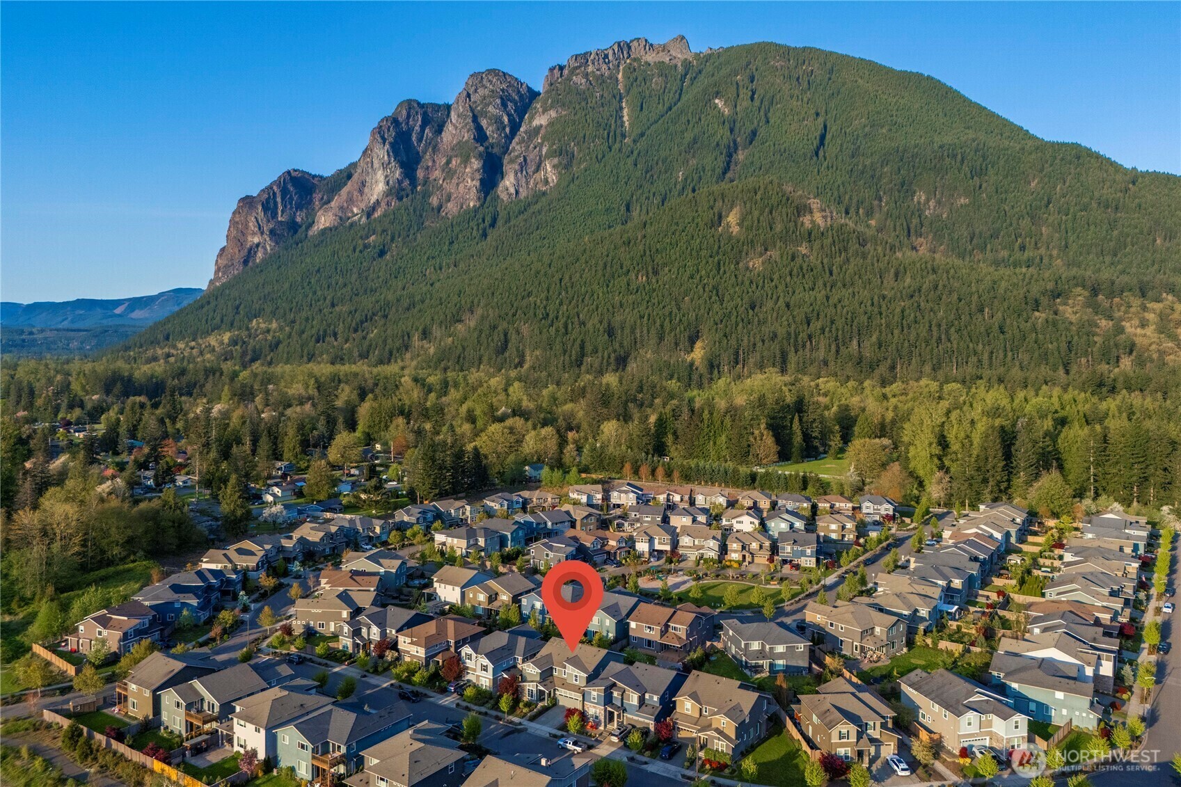 Property Photo: 386 Zemp Way NE WA 98045