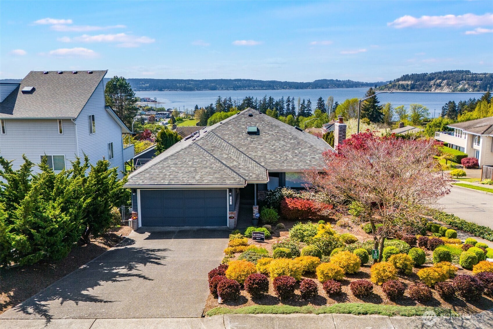 Property Photo: 1402 S Sunset Drive WA 98465