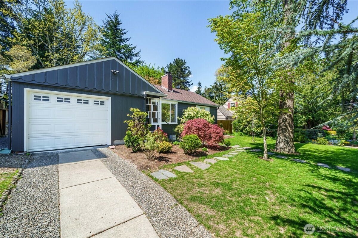 Property Photo: 8305 31st Avenue NE WA 98115