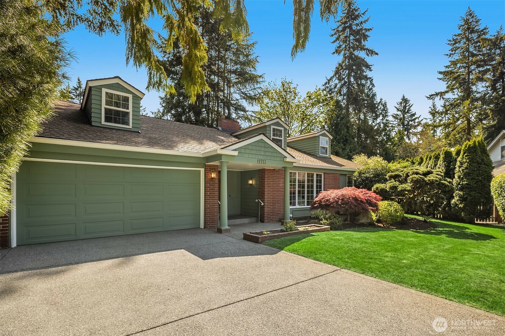 Property Photo:  11713 NE 141 Place NE  WA 98034 