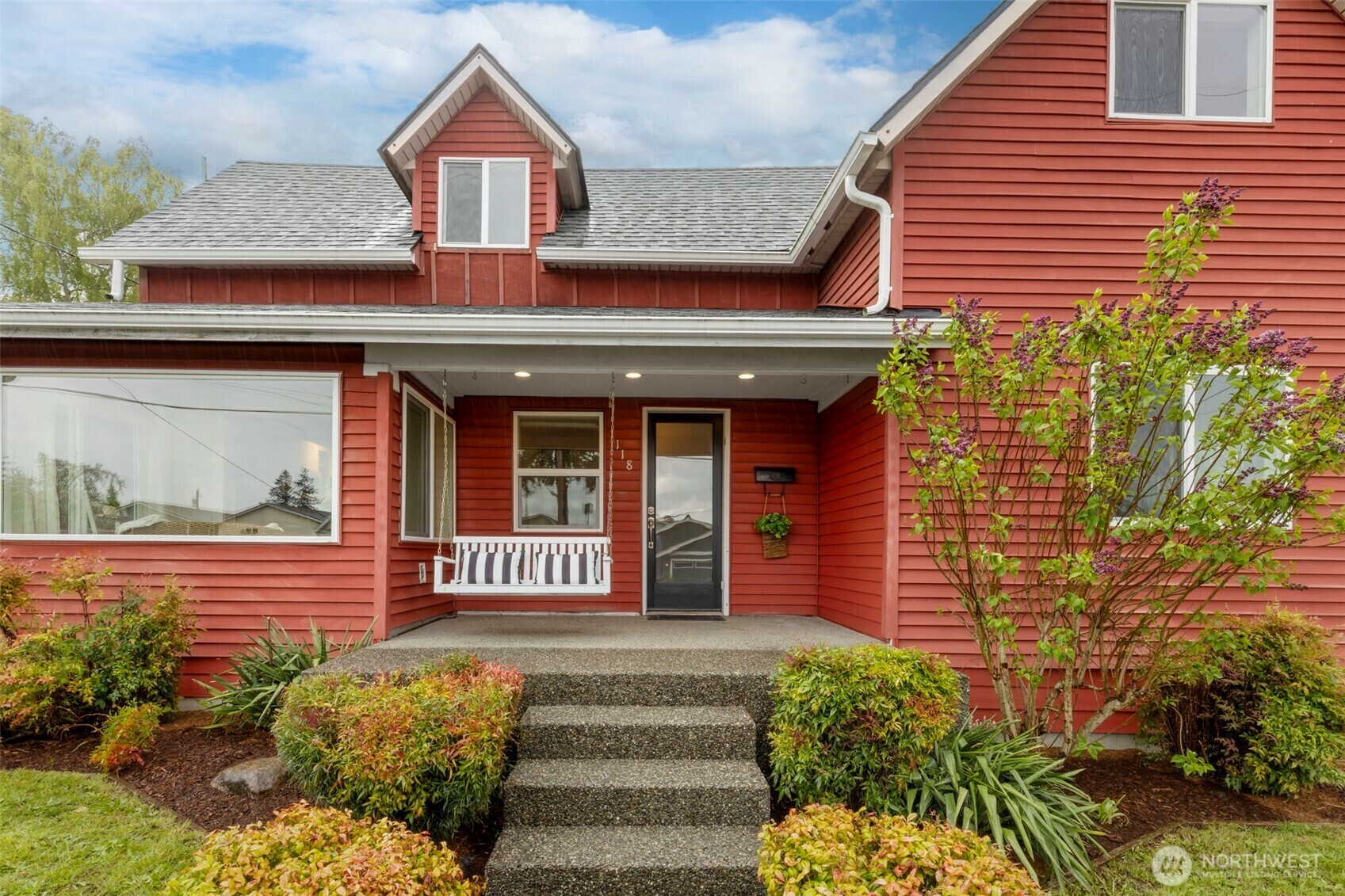 Property Photo: 1118 Scott Avenue WA 98310
