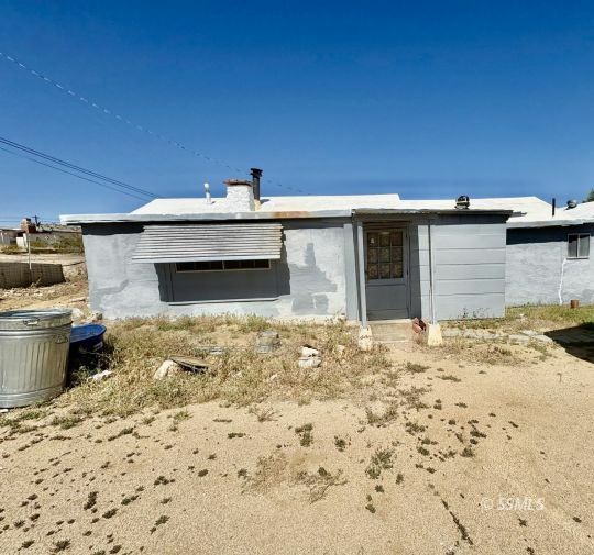 Property Photo: 310 Buluwayo Ave CA 93528