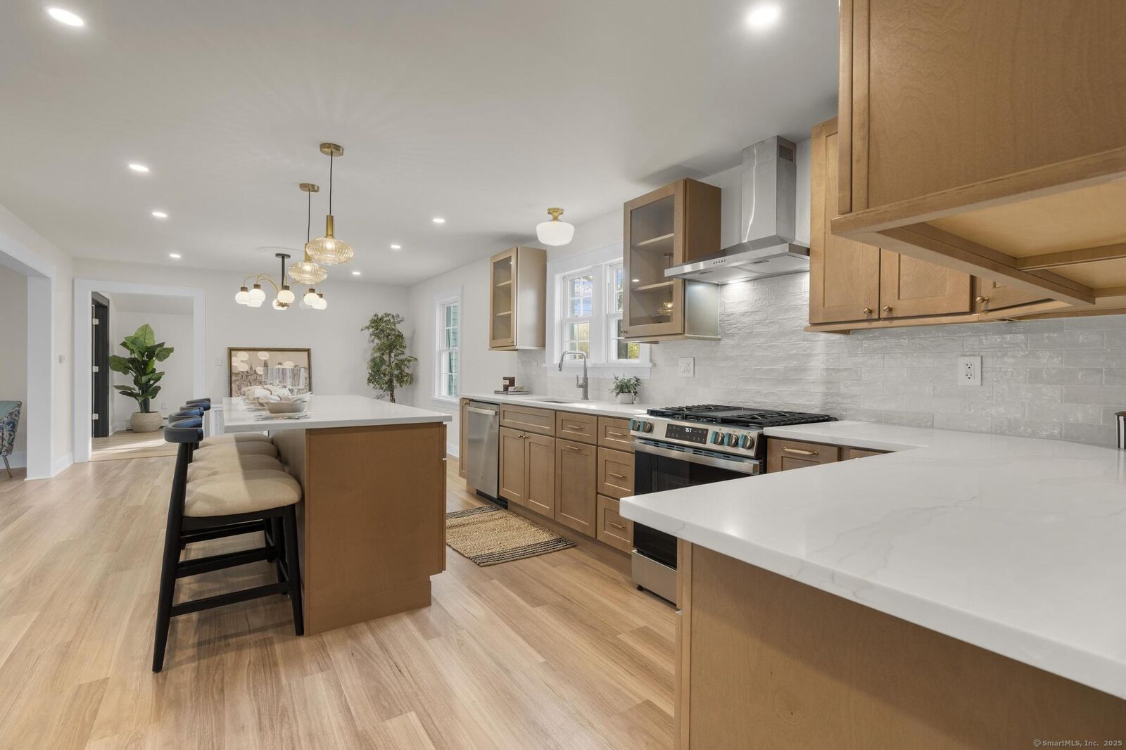 Property Photo:  128 Bancroft Avenue  CT 06604 