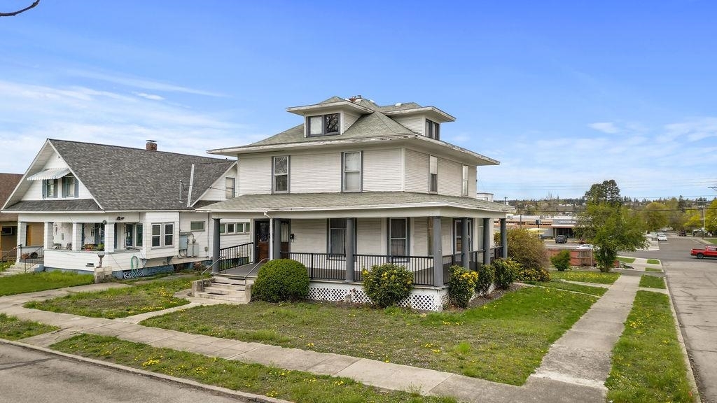 902 W Nora Ave 902 W. Nora Unit B  Spokane WA 99205 photo