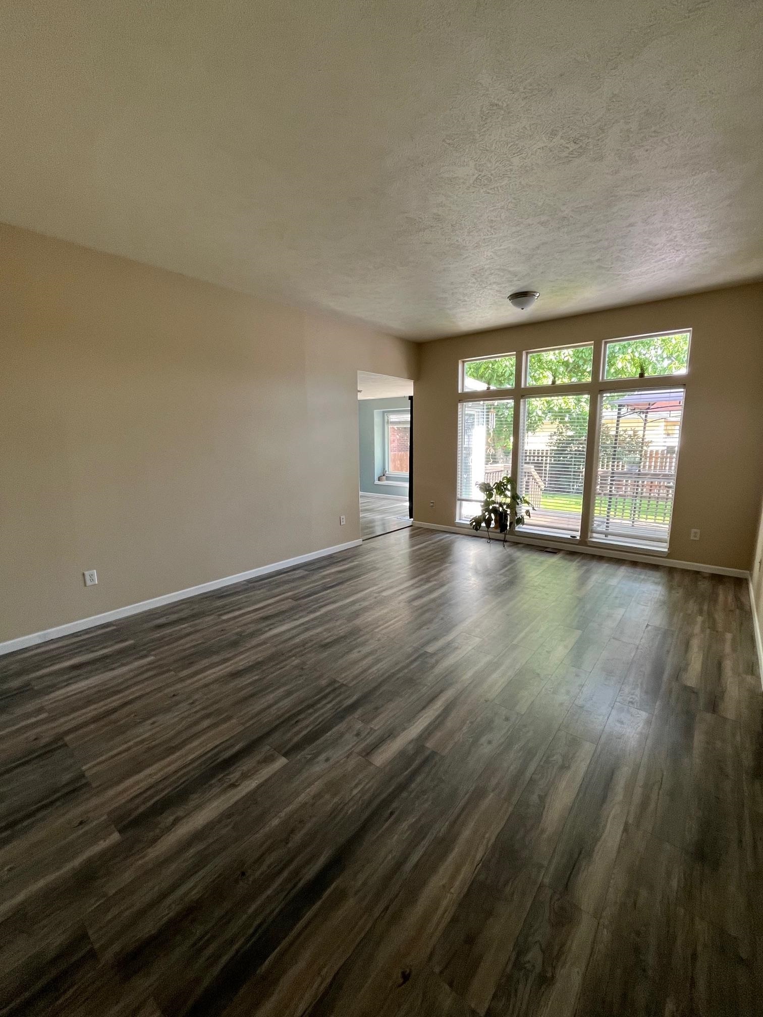 Property Photo: 511 E Walton Ave WA 99207