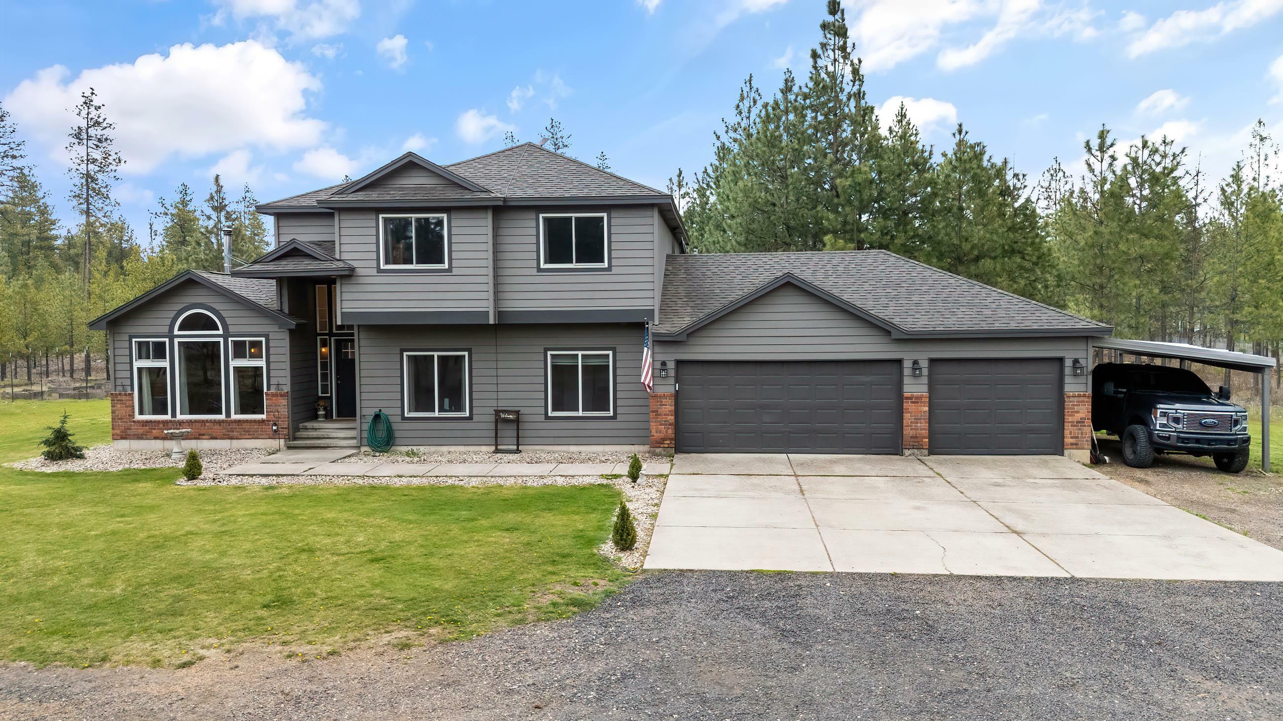 Property Photo: 39810 N Hardesty Ln WA 99009