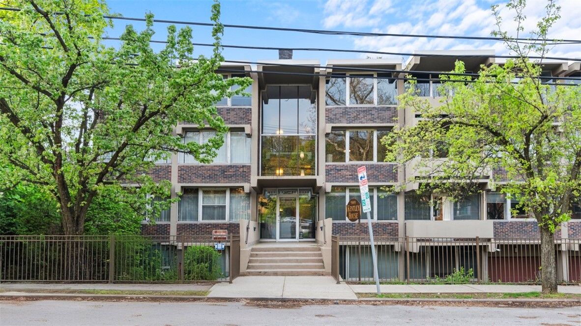 Property Photo:  5619 Kentucky Ave 102  PA 15232 