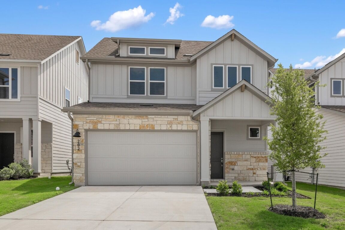 Property Photo: 320 Creek Road 202 TX 78620