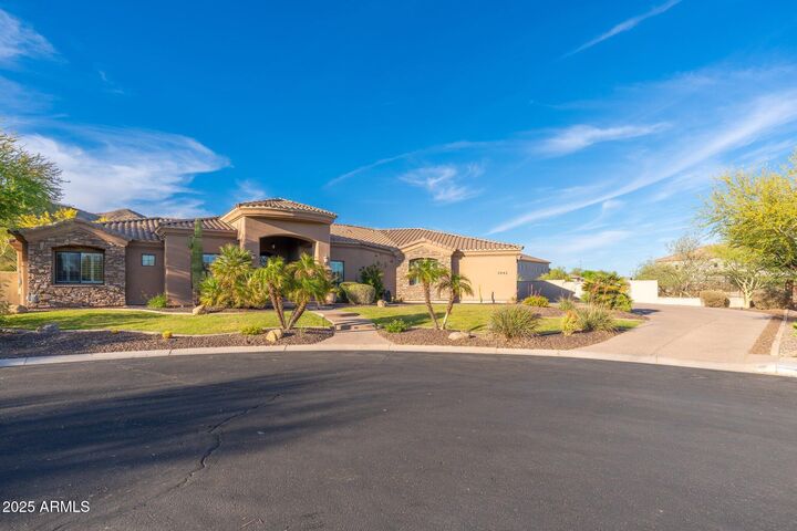 Property Photo: 3042 W Windsong Drive AZ 85045