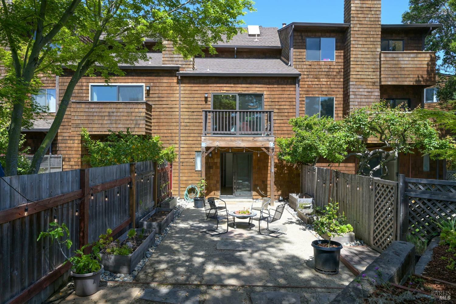 Property Photo: 13 Liberty Lane CA 94952