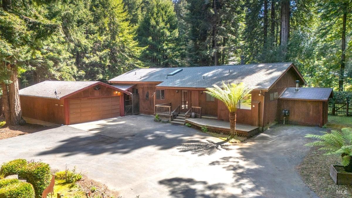 12141 Pinewood Road  Mendocino CA 95460 photo
