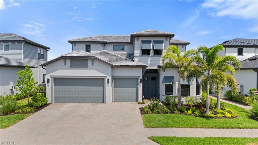 Property Photo: 16198 Verilyn Cir FL 34110