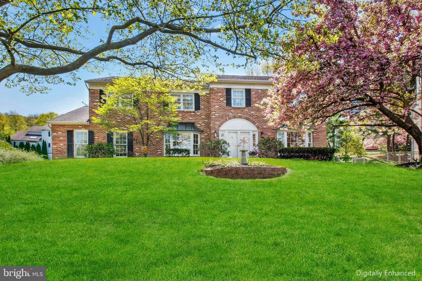Property Photo: 805 Heckler Hollow Court PA 18901