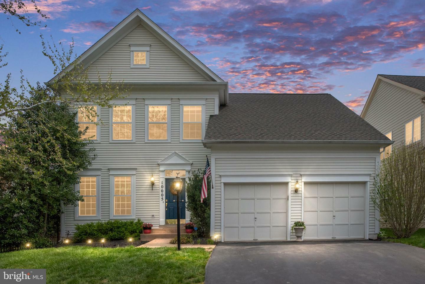 Property Photo: 10005 Cairn Mountain Way VA 20136