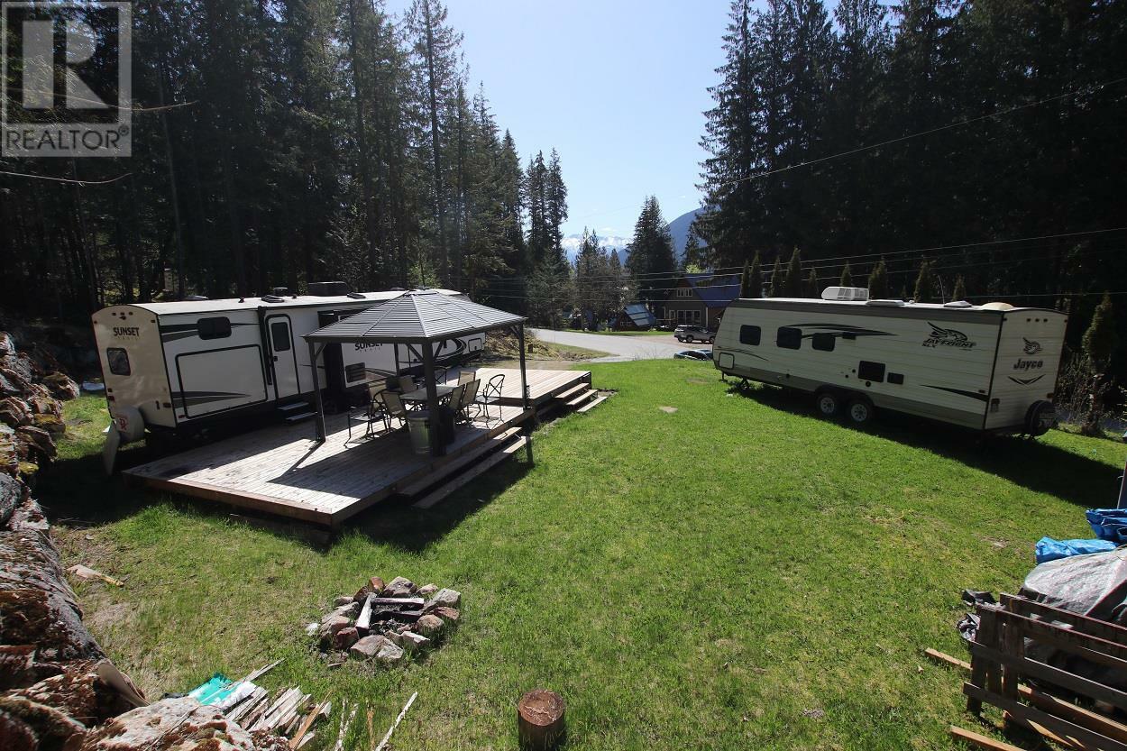 Property Photo:  483 Bayview Road  BC V0G 1R1 