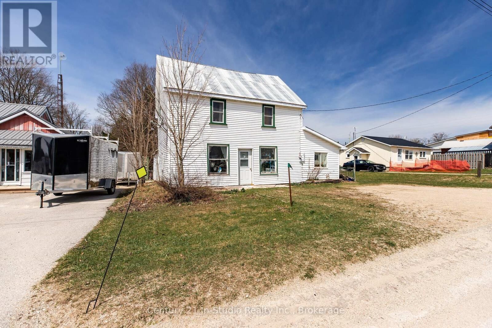 Photo de la propriété:  580307 Sideroad 60  ON N0H 1C0 