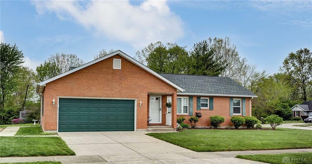 Property Photo:  401 Kenec Drive  OH 45042 