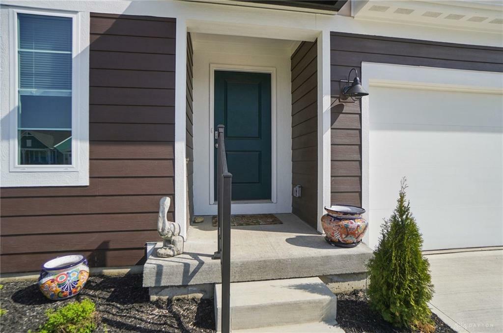 Property Photo: 419 Snowdrop Drive OH 45387