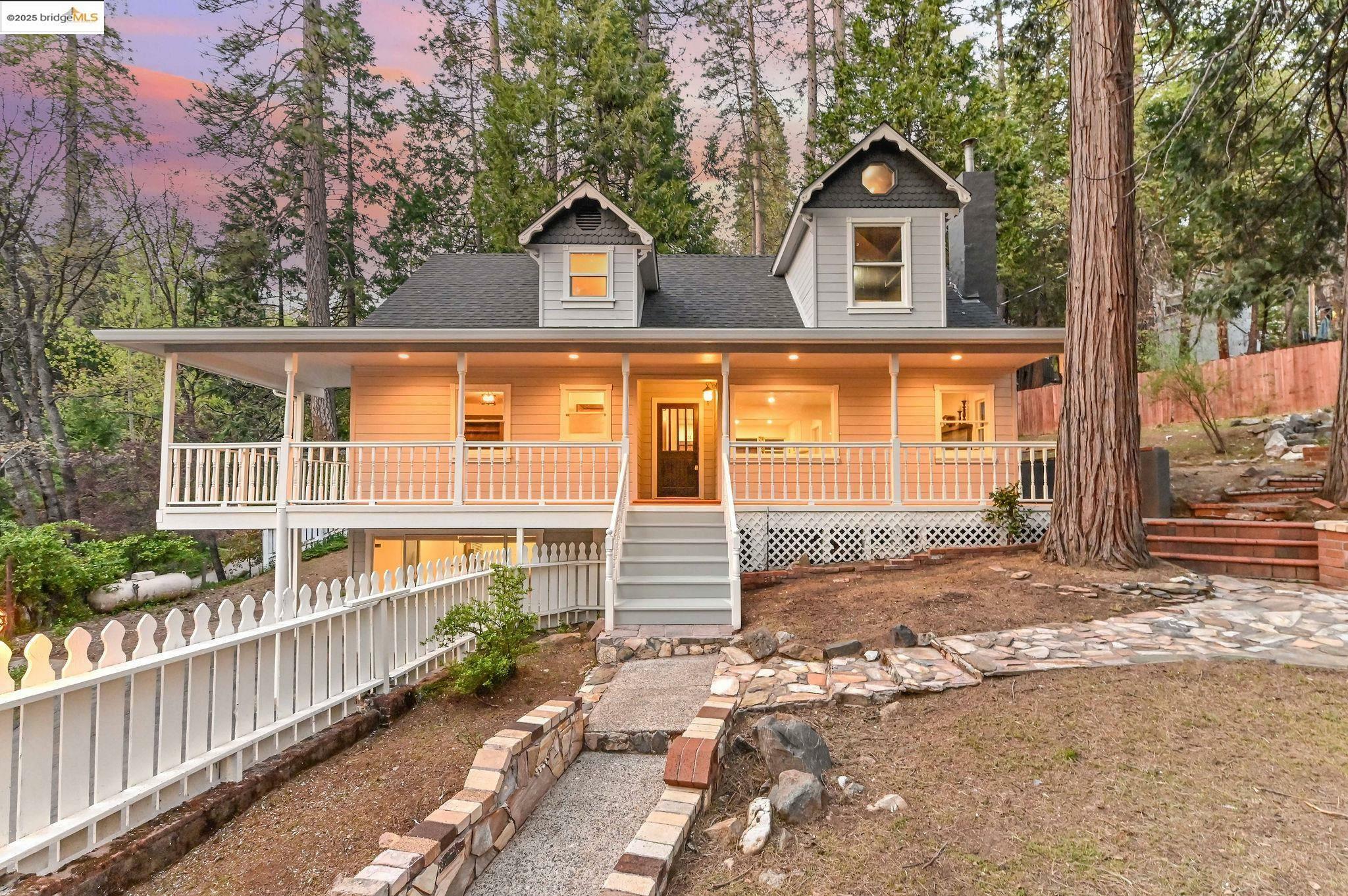 23289 Joaquin Gully Rd  Twain Harte CA 95383 photo