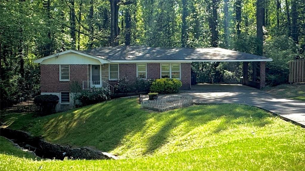 1655 Tryon Road  Atlanta GA 30319 photo