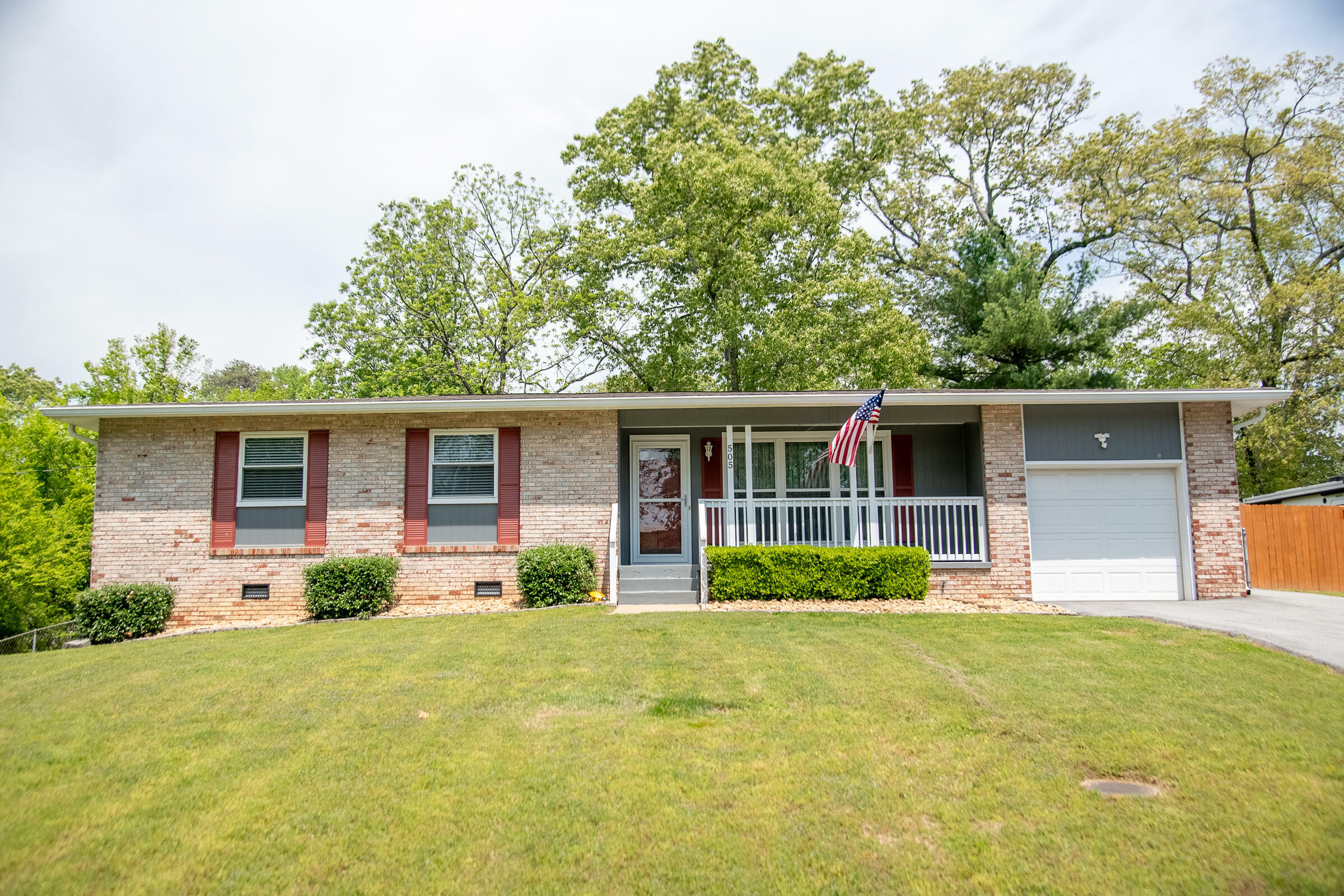 Property Photo: 505 Heidi Circle TN 37415