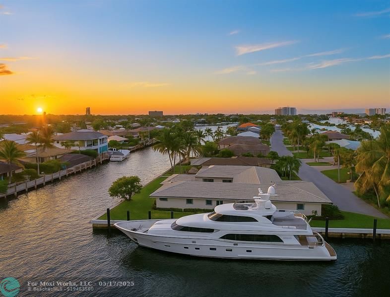 5201 NE 33rd Avenue  Fort Lauderdale FL 33308 photo