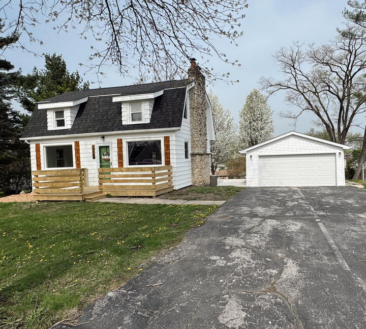 Property Photo: 10636 Schneider Place IN 46373