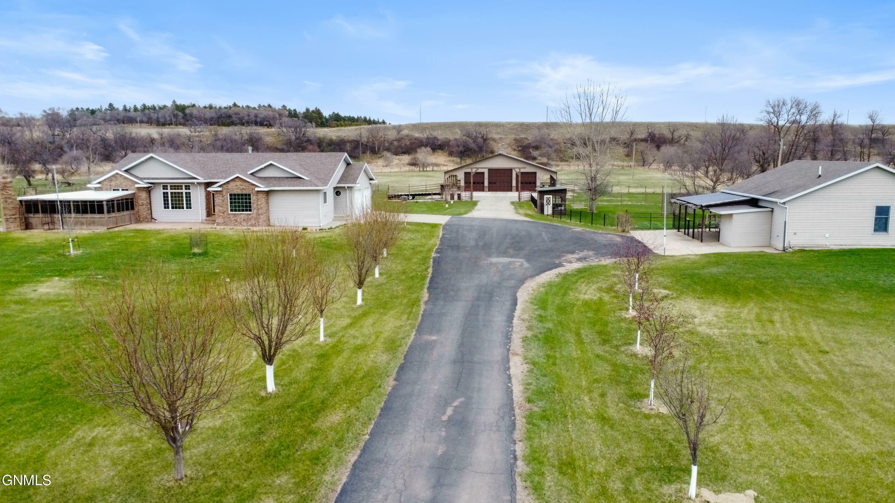 Property Photo: 8601 S Fork Jct ND 58504